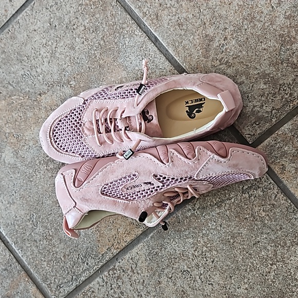 DBECK sneakers size 39 NWOT - Picture 4 of 10